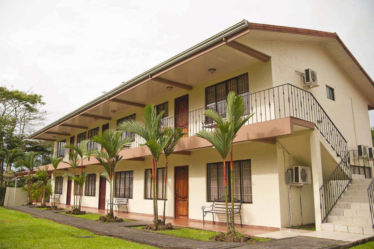 Condo'S Vista Al Volcan Ла Фортуна Экстерьер фото